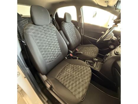 HYUNDAI HB 20 Hatch 1.6 16V 4P FLEX COMFORT PLUS AUTOM�TICO, Foto 13