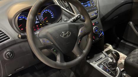 HYUNDAI HB 20 Hatch 1.6 16V 4P FLEX COMFORT PLUS AUTOM�TICO, Foto 17