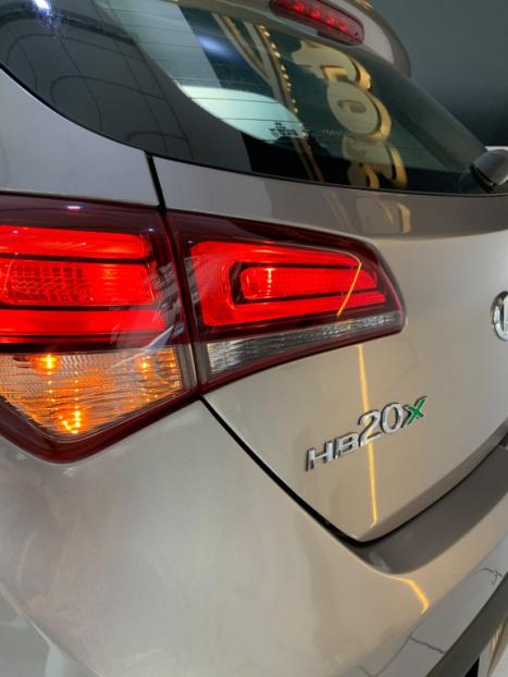 HYUNDAI HB 20 Hatch X 1.6 16V 4P PREMIUM FLEX AUTOM�TICO, Foto 6