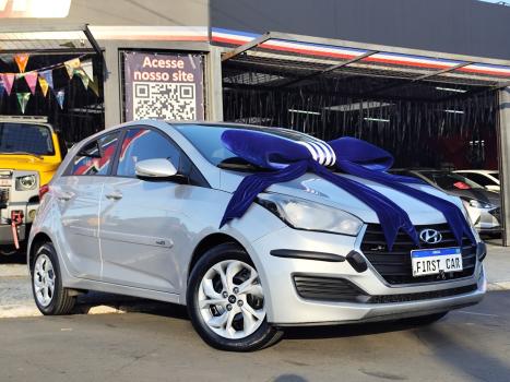 HYUNDAI HB 20 Hatch 1.6 16V 4P FLEX COMFORT PLUS AUTOM�TICO, Foto 4