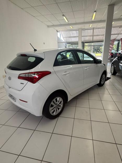 HYUNDAI HB 20 Hatch 1.0 12V 4P FLEX COPA DO MUNDO FIFA QATAR, Foto 12