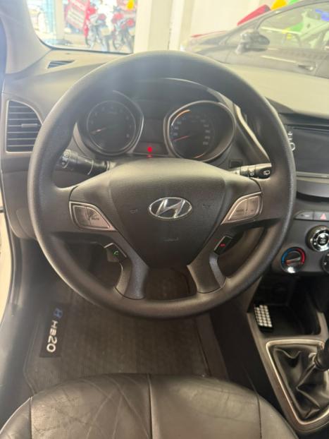 HYUNDAI HB 20 Hatch 1.0 12V 4P FLEX COPA DO MUNDO FIFA QATAR, Foto 13