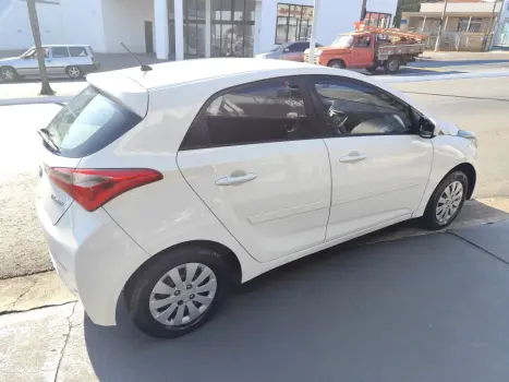 HYUNDAI HB 20 Hatch 1.6 16V 4P FLEX COMFORT PLUS, Foto 12