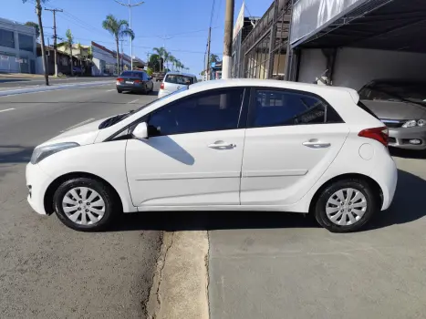 HYUNDAI HB 20 Hatch 1.6 16V 4P FLEX COMFORT PLUS, Foto 13