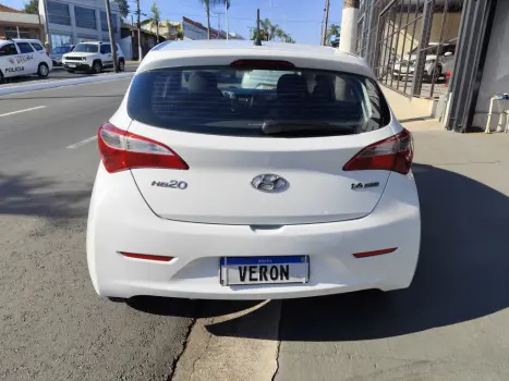 HYUNDAI HB 20 Hatch 1.6 16V 4P FLEX COMFORT PLUS, Foto 14