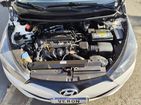 HYUNDAI HB 20 Hatch 1.6 16V 4P FLEX COMFORT PLUS, Foto 16