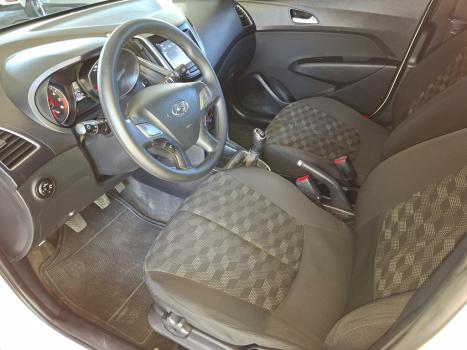 HYUNDAI HB 20 Hatch 1.6 16V 4P FLEX COMFORT PLUS, Foto 11