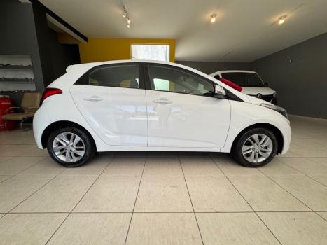 HYUNDAI HB 20 Hatch 1.6 16V 4P PREMIUM FLEX AUTOM�TICO, Foto 4