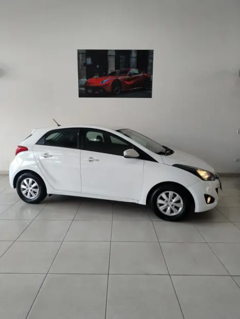 HYUNDAI HB 20 Hatch 1.6 16V 4P COMFORT STYLE FLEX, Foto 2