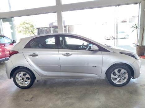 HYUNDAI HB 20 Hatch 1.6 16V 4P FLEX COMFORT PLUS AUTOMÁTICO, Foto 4