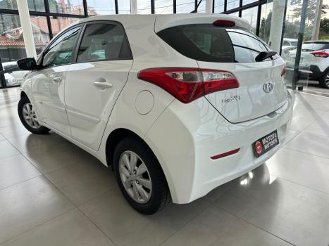 HYUNDAI HB 20 Hatch 1.6 16V 4P FLEX COMFORT PLUS, Foto 3