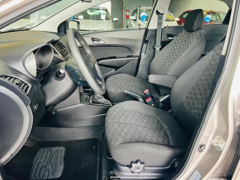 HYUNDAI HB 20 Hatch 1.6 16V 4P FLEX COMFORT PLUS AUTOM�TICO, Foto 14