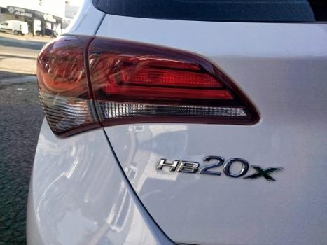 HYUNDAI HB 20 Hatch X 1.6 16V 4P PREMIUM FLEX AUTOM�TICO, Foto 6