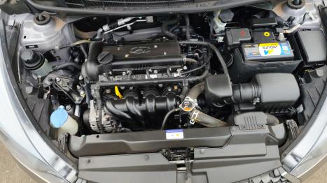HYUNDAI HB 20 Hatch 1.6 16V 4P FLEX COMFORT PLUS, Foto 9
