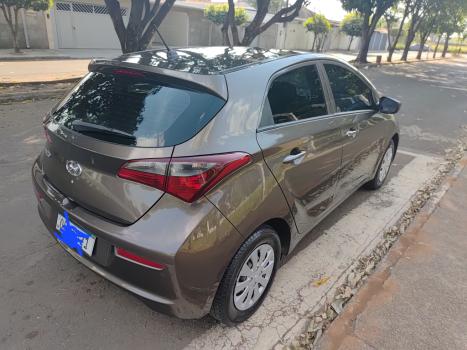 HYUNDAI HB 20 Hatch 1.0 12V 4P FLEX UNIQUE, Foto 4