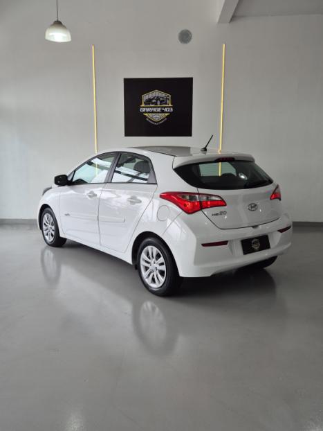 HYUNDAI HB 20 Hatch 1.0 12V 4P FLEX COMFORT, Foto 4
