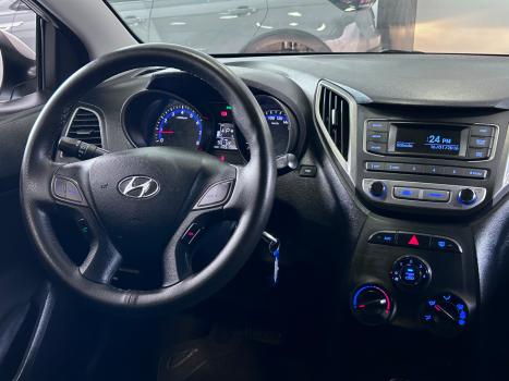 HYUNDAI HB 20 Hatch 1.6 16V 4P FLEX COMFORT PLUS AUTOM�TICO, Foto 8