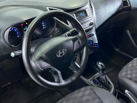 HYUNDAI HB 20 Hatch 1.6 16V 4P FLEX COMFORT PLUS AUTOM�TICO, Foto 9