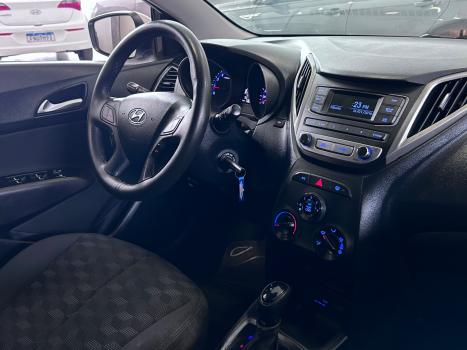 HYUNDAI HB 20 Hatch 1.6 16V 4P FLEX COMFORT PLUS AUTOM�TICO, Foto 10