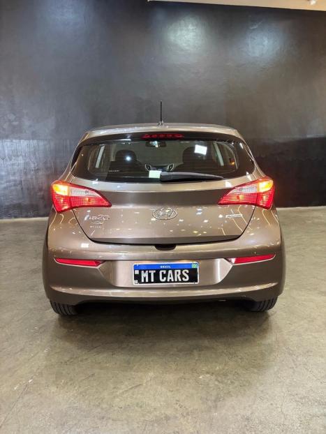 HYUNDAI HB 20 Hatch 1.6 16V 4P FLEX COMFORT PLUS AUTOM�TICO, Foto 6