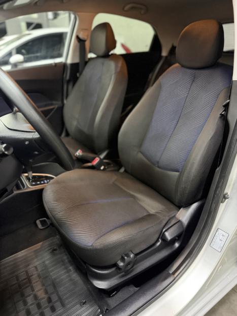 HYUNDAI HB 20 Hatch 1.6 16V 4P FLEX COMFORT STYLE AUTOM�TICO, Foto 8