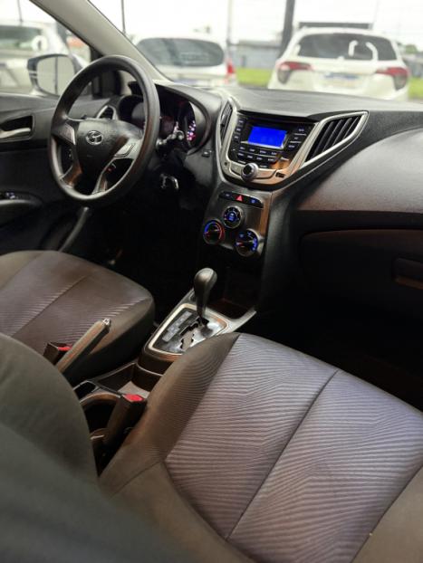 HYUNDAI HB 20 Hatch 1.6 16V 4P FLEX COMFORT STYLE AUTOM�TICO, Foto 12