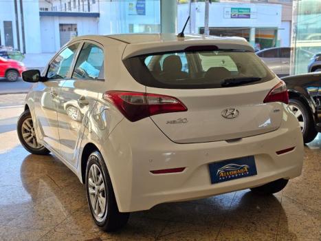 HYUNDAI HB 20 Hatch 1.0 12V 4P FLEX COMFORT, Foto 4