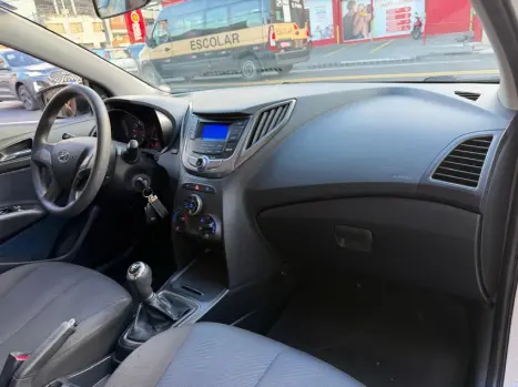 HYUNDAI HB 20 Hatch 1.6 16V 4P FLEX COMFORT PLUS, Foto 17