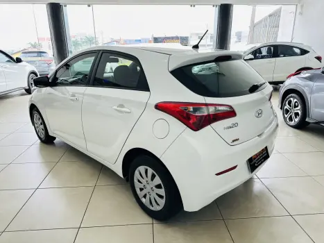 HYUNDAI HB 20 Hatch 1.6 16V 4P FLEX COMFORT PLUS, Foto 6