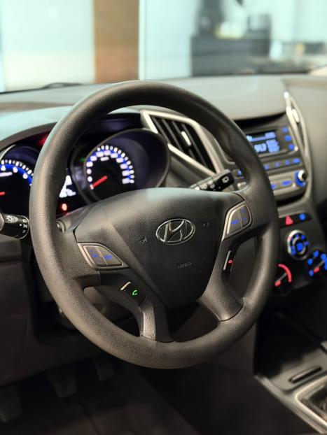 HYUNDAI HB 20 Hatch 1.6 16V 4P FLEX COMFORT PLUS, Foto 15