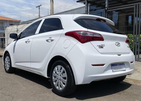 HYUNDAI HB 20 Hatch 1.6 16V 4P COMFORT STYLE FLEX, Foto 4