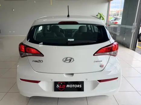 HYUNDAI HB 20 Hatch 1.6 16V 4P PREMIUM FLEX AUTOMÁTICO, Foto 8