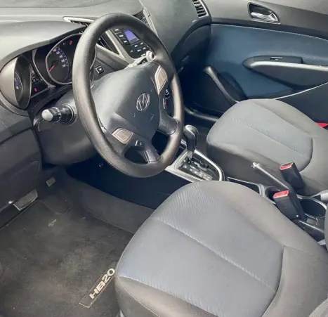 HYUNDAI HB 20 Hatch 1.6 16V 4P FLEX COMFORT PLUS AUTOMÁTICO, Foto 4