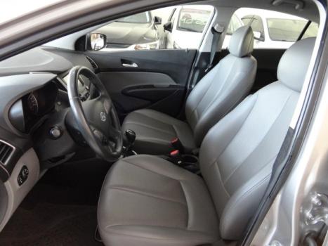 HYUNDAI HB 20 Sedan 1.6 16V 4P FLEX PREMIUM AUTOMTICO, Foto 9