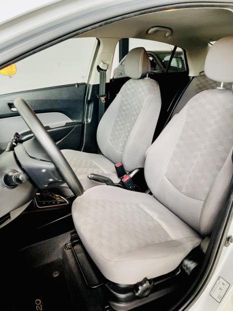 HYUNDAI HB 20 Sedan 1.6 16V 4P FLEX COMFORT STYLE AUTOMTICO, Foto 16