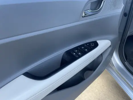 HYUNDAI HB 20 Sedan 1.0 12V 4P FLEX TGDI TURBO DIAMOND PLUS AUTOMÁTICO, Foto 10 HYUNDAI HB 20 Sedan 1.0 12V 4P FLEX TGDI TURBO DIAMOND PLUS AUTOMÁTICO, Foto 10