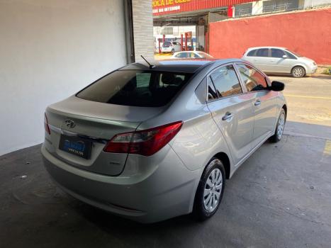 HYUNDAI HB 20 Sedan 1.0 12V 4P FLEX COMFORT PLUS, Foto 3
