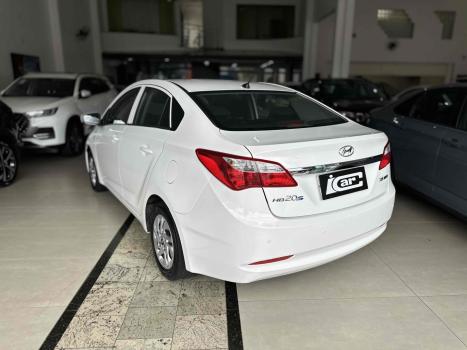 HYUNDAI HB 20 Sedan 1.6 16V 4P FLEX COMFORT PLUS, Foto 4