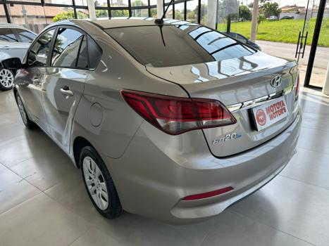 HYUNDAI HB 20 Sedan 1.0 12V 4P FLEX COMFORT PLUS, Foto 3