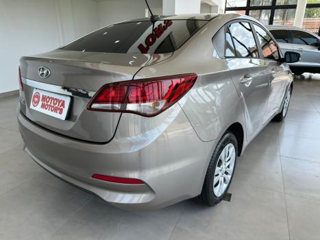 HYUNDAI HB 20 Sedan 1.0 12V 4P FLEX COMFORT PLUS, Foto 4