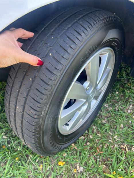 HYUNDAI HB 20 Sedan 1.6 16V 4P FLEX COMFORT PLUS, Foto 6