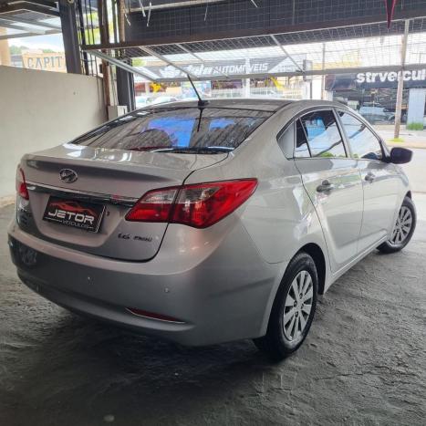 HYUNDAI HB 20 Sedan 1.6 16V 4P FLEX COMFORT PLUS, Foto 4