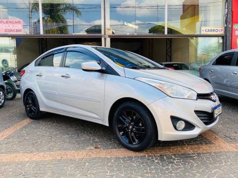 HYUNDAI HB 20 Sedan 1.6 16V 4P FLEX PREMIUM, Foto 3