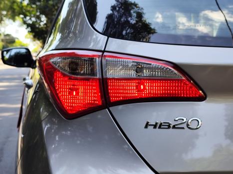 HYUNDAI HB 20 Sedan 1.6 16V 4P FLEX COMFORT PLUS, Foto 20