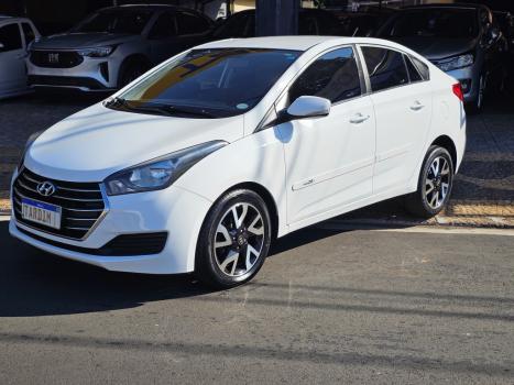 HYUNDAI HB 20 Sedan 1.6 16V 4P FLEX COMFORT AUTOM�TICO, Foto 3