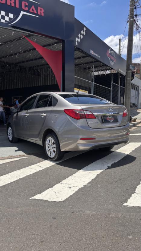 HYUNDAI HB 20 Sedan 1.6 16V 4P FLEX COMFORT PLUS AUTOM�TICO, Foto 6