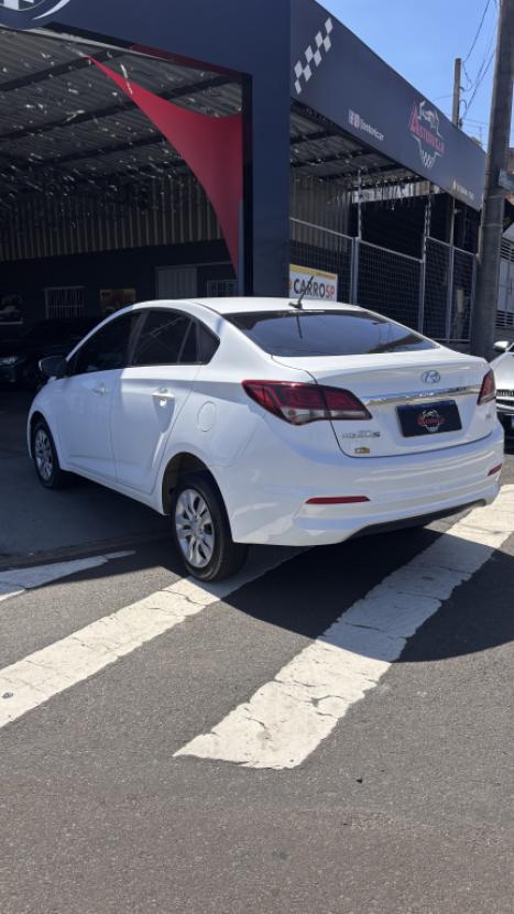 HYUNDAI HB 20 Sedan 1.6 16V 4P FLEX COMFORT AUTOM�TICO, Foto 4