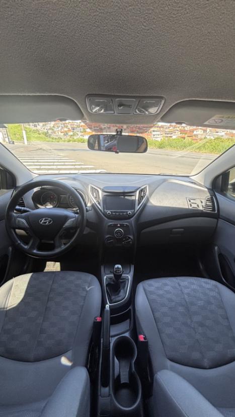 HYUNDAI HB 20 Sedan 1.6 16V 4P FLEX COMFORT AUTOM�TICO, Foto 9