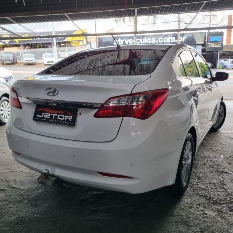 HYUNDAI HB 20 Sedan 1.6 16V 4P FLEX PREMIUM AUTOM�TICO, Foto 4