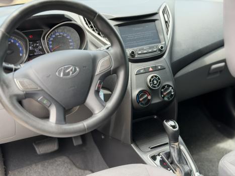 HYUNDAI HB 20 Sedan 1.6 16V 4P FLEX COMFORT AUTOM�TICO, Foto 8